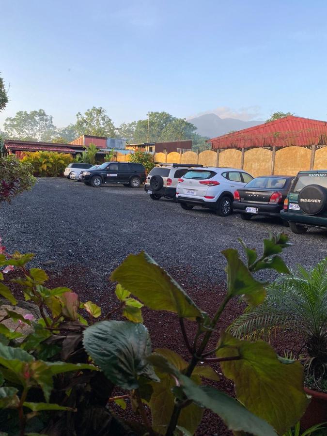 Cabinas Colibri La Fortuna Bagian luar foto